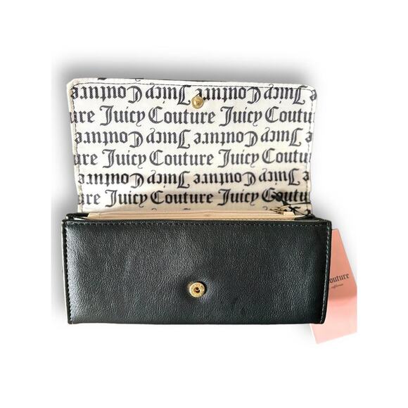 Juicy Couture Heartless Flap Clutch Wallet Black Logo Embossed NWT $45 Y2K - Picture 4 of 5